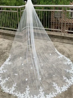 Voile cascade de mariée voile à traîne blanche