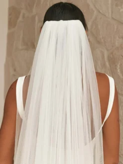 Voile de mariage à un niveau en tulle voile de mariée classique à bords coupés