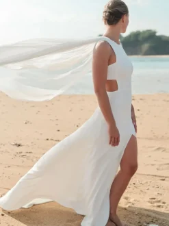 Voile de mariée à un niveau en mousseline de soie avec bord coupé